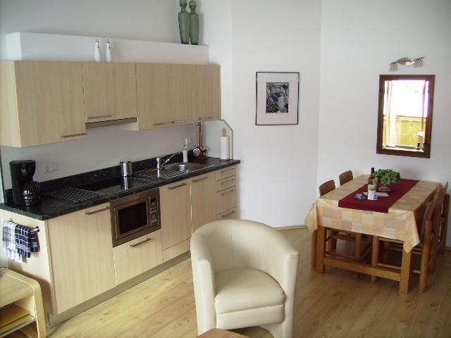 Ambiente Apartment *
