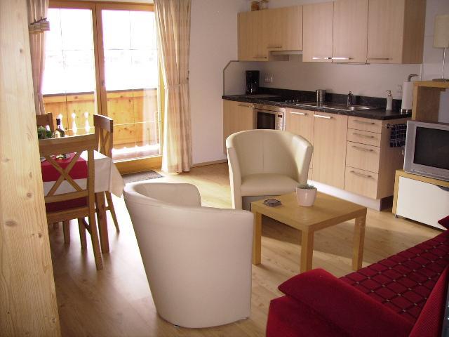 Ambiente Apartment *